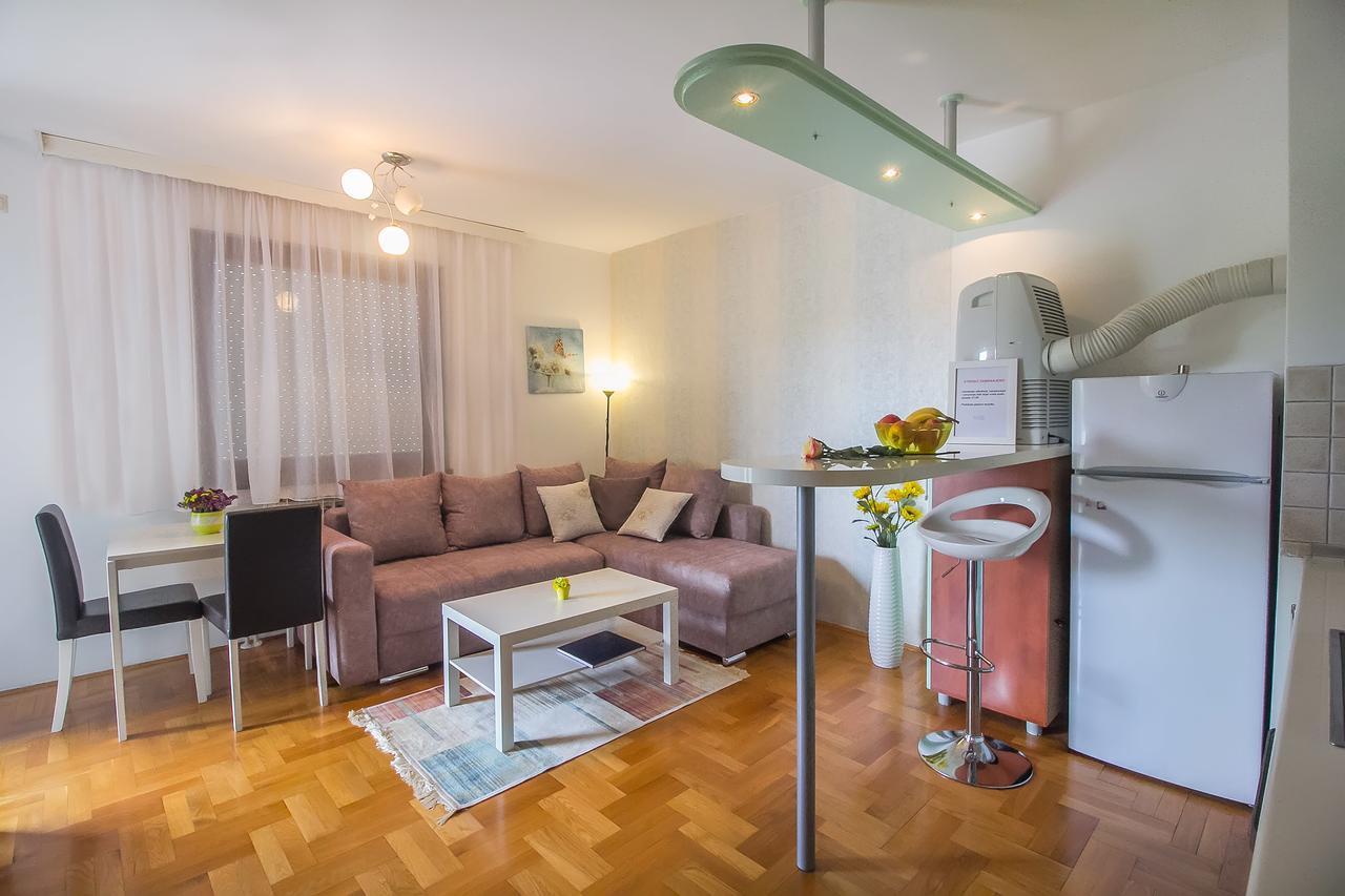 Stan Na Dan Banja Luka Apartment Ngoại thất bức ảnh