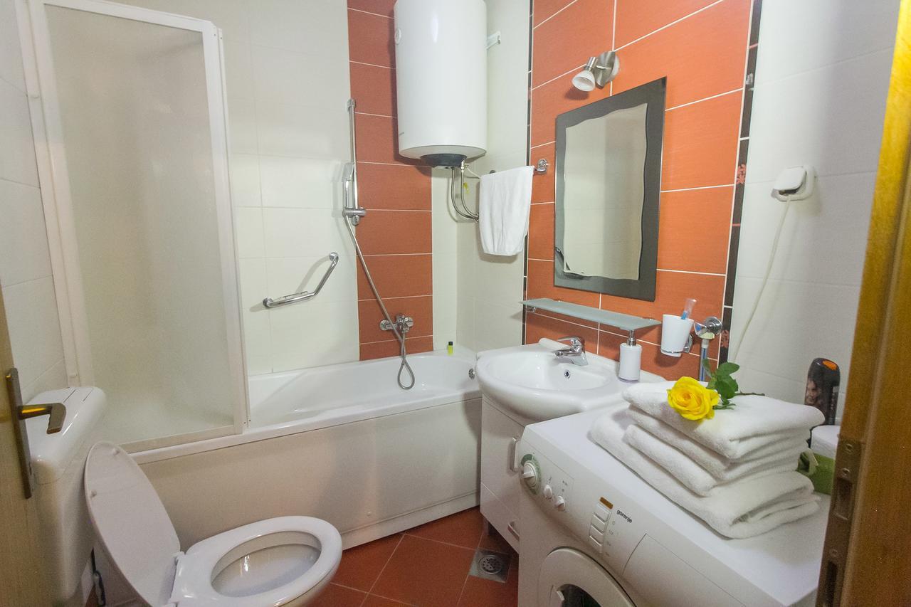 Stan Na Dan Banja Luka Apartment Ngoại thất bức ảnh
