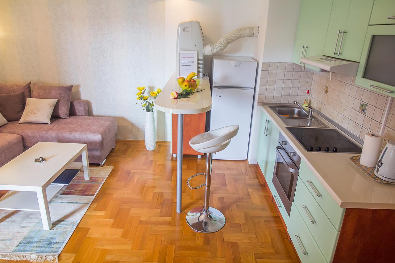 Stan Na Dan Banja Luka Apartment Ngoại thất bức ảnh